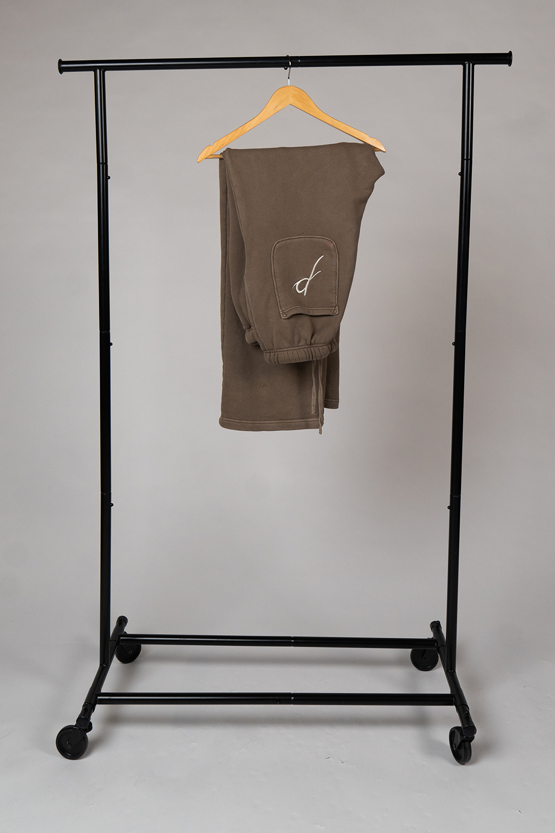 The Baseline Sweatpant - Vintage Brown